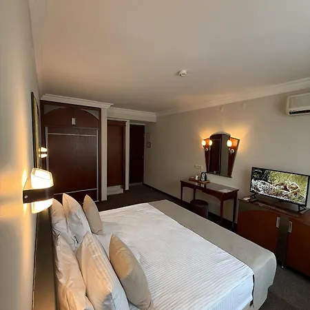 Kâya Couette-café 3*