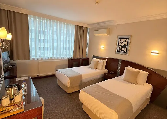 Kaya Bed & Breakfast 3*