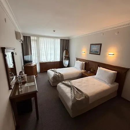 فندق مبيت وإفطار Kaya 3*