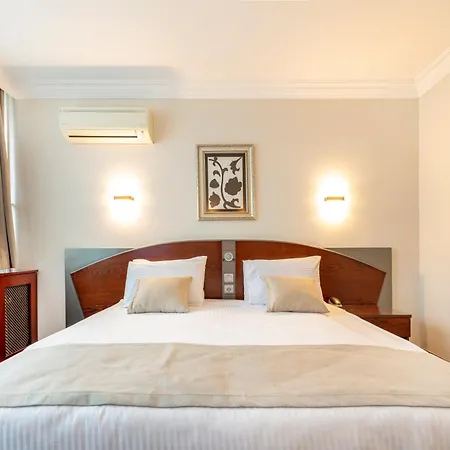فندق مبيت وإفطار Kaya 3*