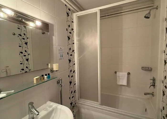 לינה וארוחת בוקר Kaya